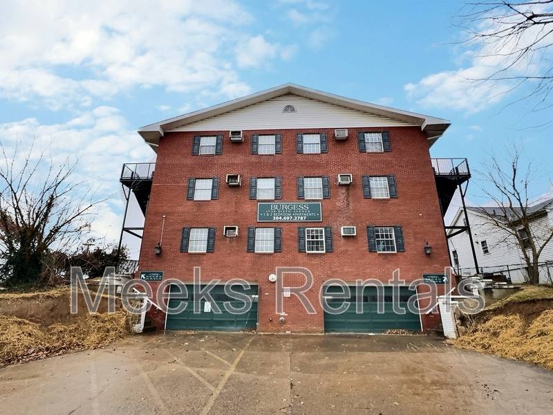 Apartment for rent at 1739 6th Ave #B33, Huntington, WV 25703