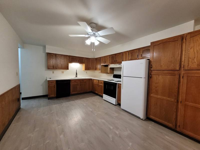 Apartment for rent at 220 Robbins St #5, Seymour, WI 54165