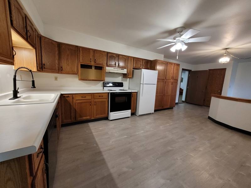 Apartment for rent at 220 Robbins St #5, Seymour, WI 54165