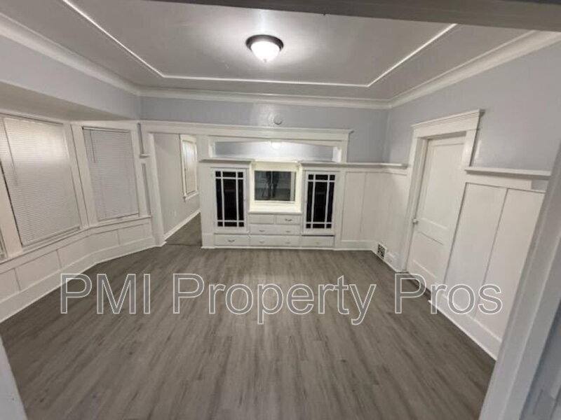 Apartment for rent at 3225 N 27th St, Milwaukee, WI 53216