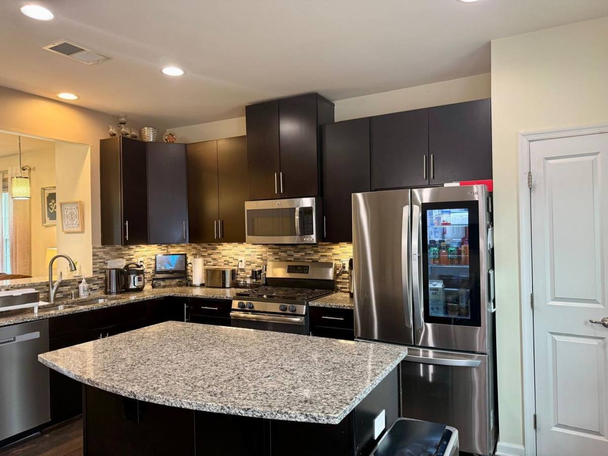 Townhouse for rent at 11316 Duncan Park Court, Glen Allen, VA 23060