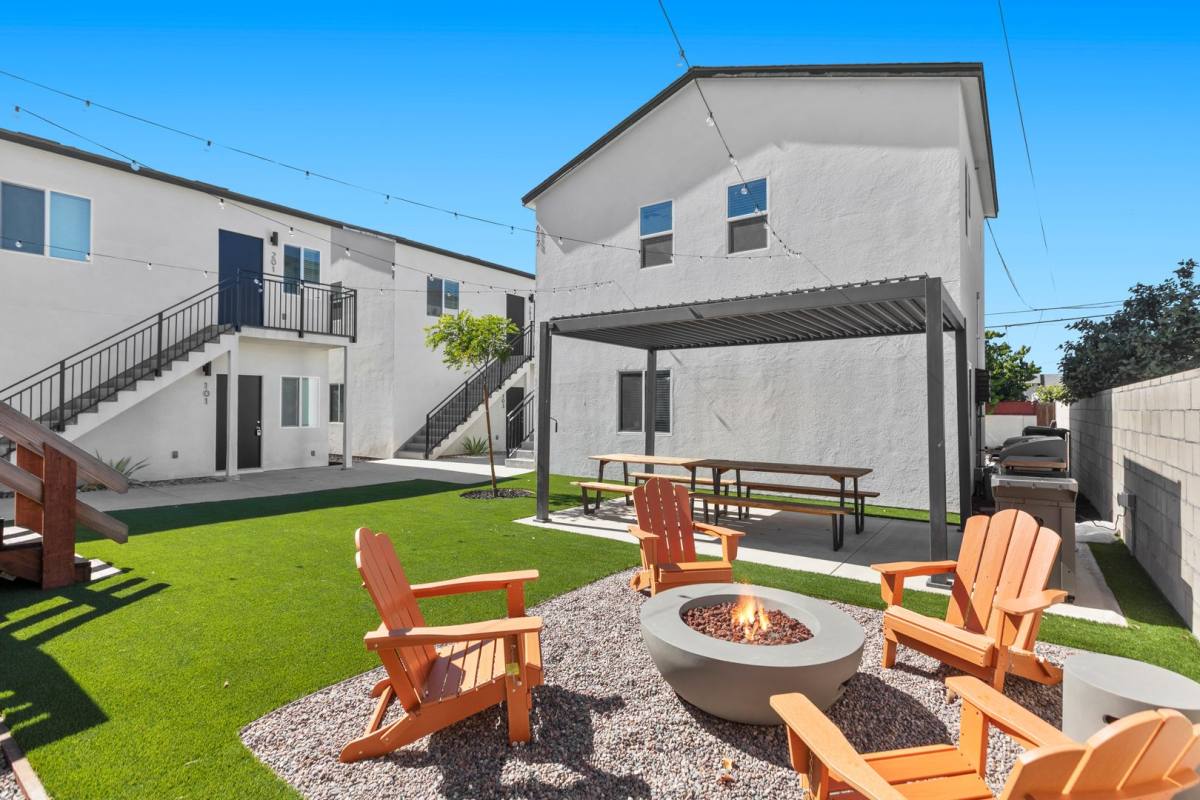 Apartment for rent at 606-614 S 46th, San Diego, CA 92113