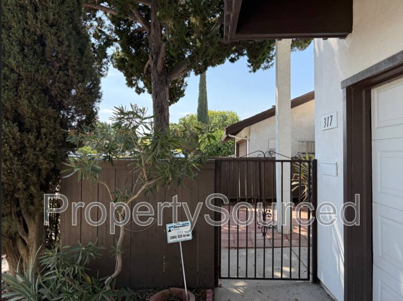 House for rent at 317 De Vega Court, Modesto, CA 95354