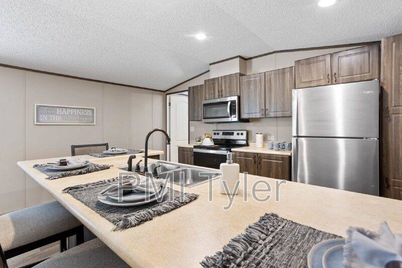 House for rent at 257 Sugar Maple Lane, Kilgore, TX 75662