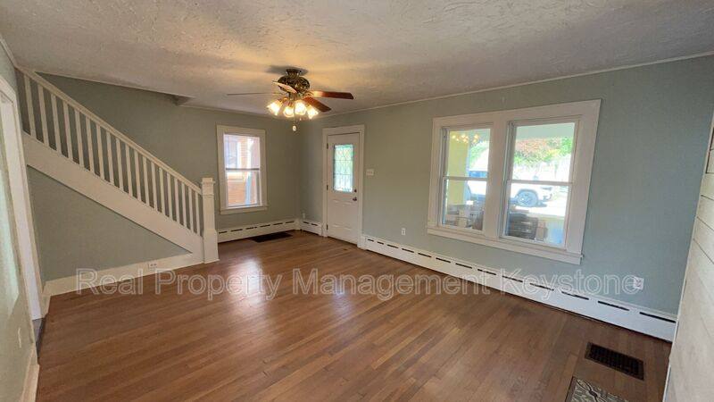 House for rent at 1428 Bellaire Place, Pittsburgh, PA 15226