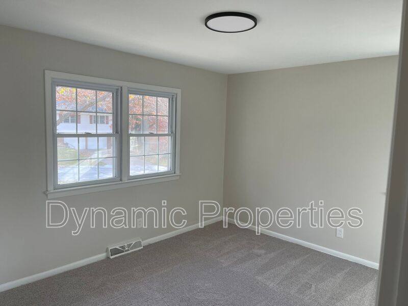 House for rent at 1416 S 163rd Ave, Omaha, NE 68130