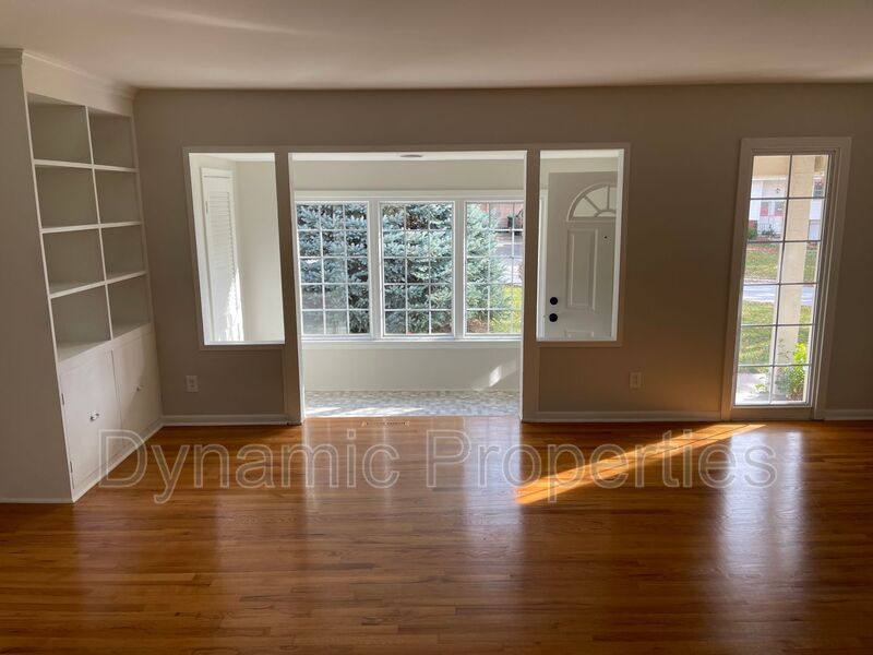House for rent at 1416 S 163rd Ave, Omaha, NE 68130