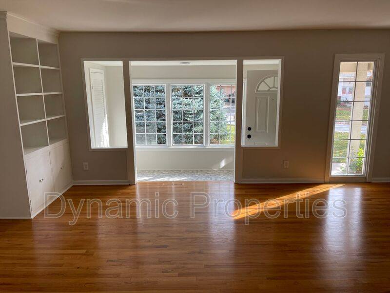 House for rent at 1416 S 163rd Ave, Omaha, NE 68130