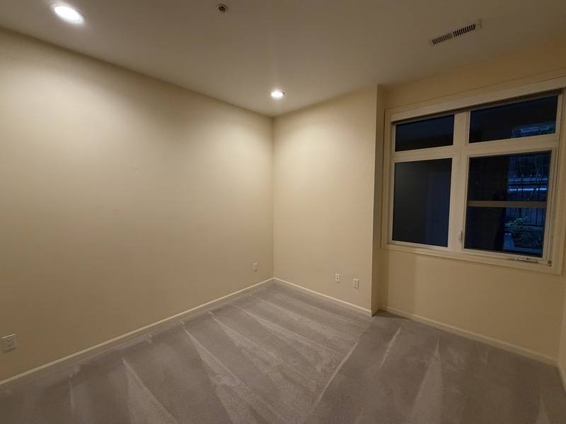 Condo for rent at 520 6th Ave #1002, Kirkland, WA 98033