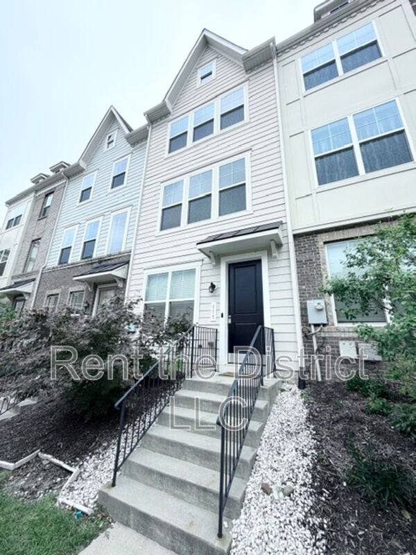 Townhouse for rent at 677 Anacostia Ave NE, Washington, DC 20019