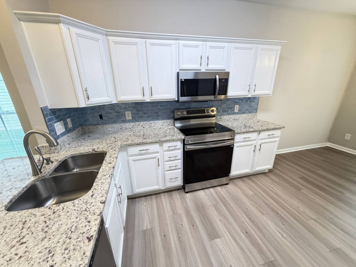 Townhouse for rent at 4221 Carl Parmer Dr, Harrisburg, NC 28075