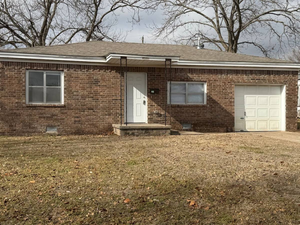 House for rent at 1416 N Oklahoma Ave, Shawnee, OK 74801