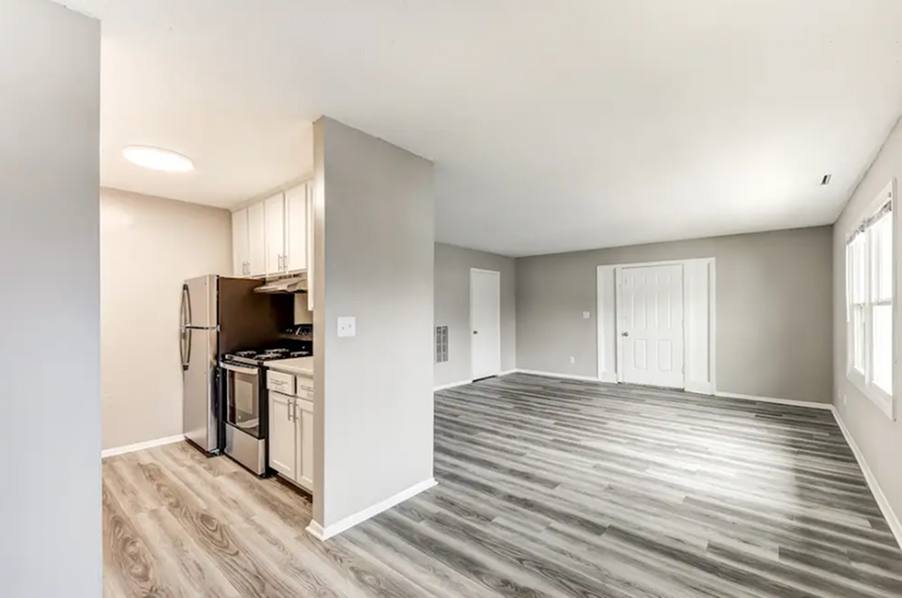 Apartment for rent at 901 N Main St, Mauldin, SC 29662