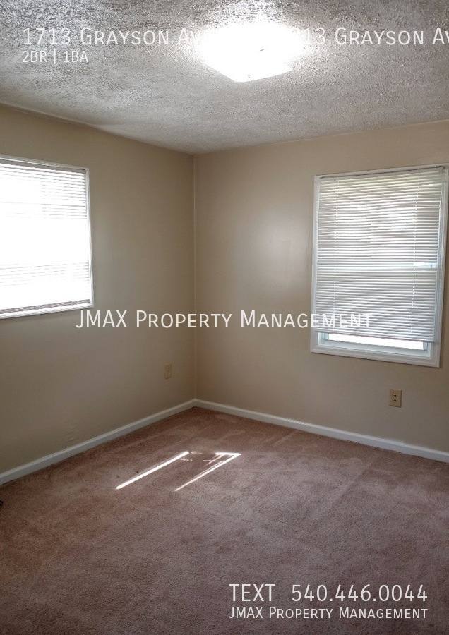 Apartment for rent at 1713 Grayson Ave NW, Roanoke, VA 24017