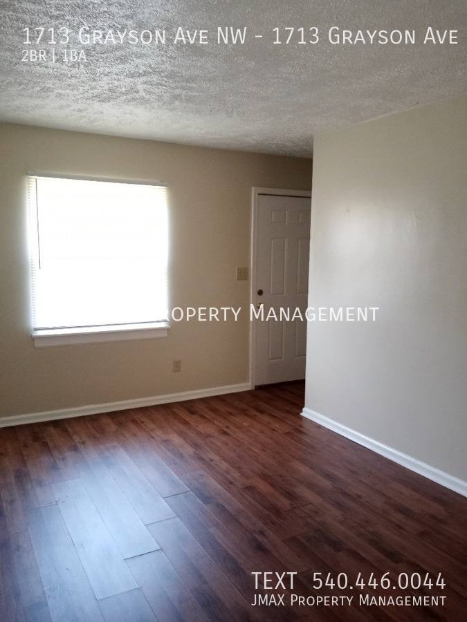 Apartment for rent at 1713 Grayson Ave NW, Roanoke, VA 24017