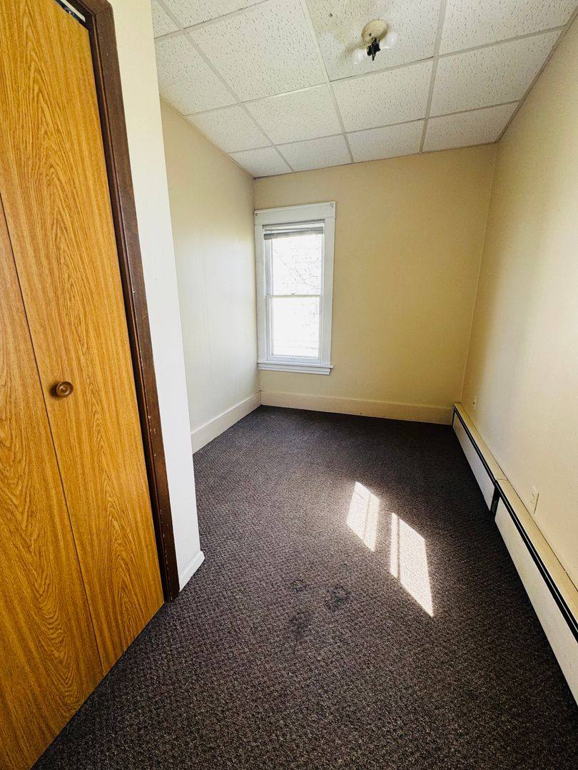 Apartment for rent at 620 N Main St, Aberdeen, SD 57401