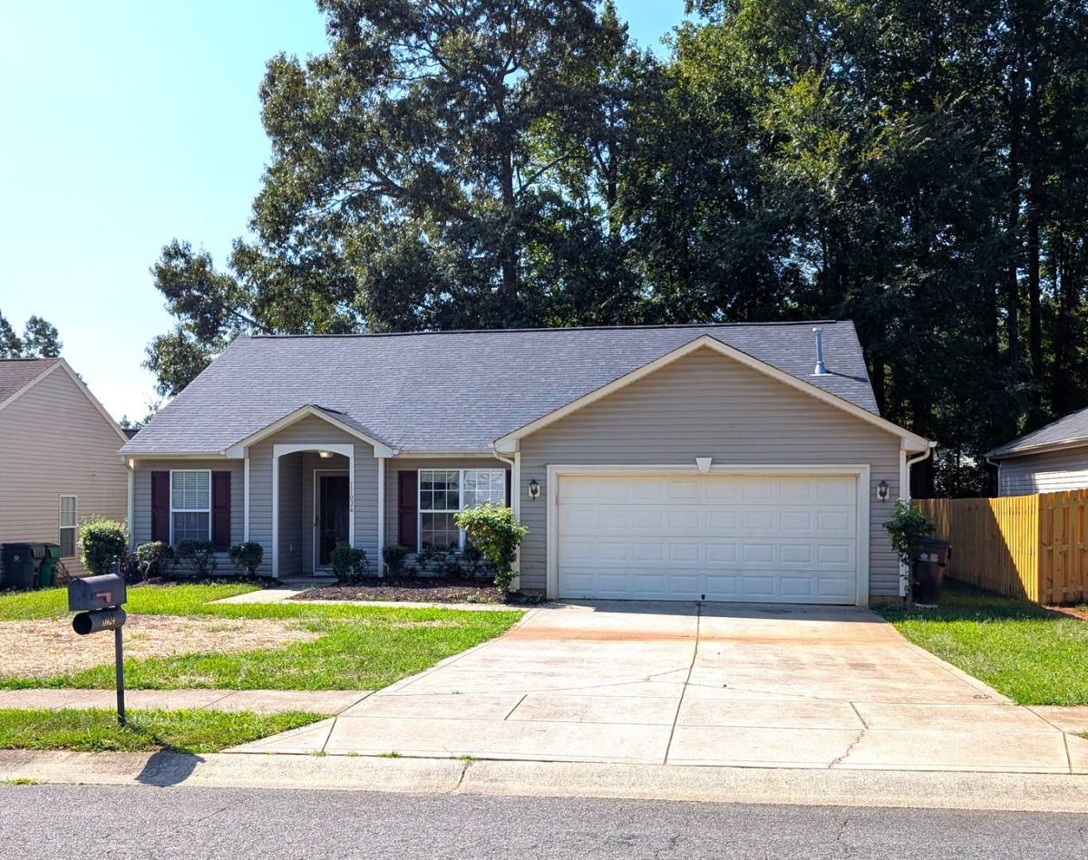 House for rent at 11024 Sandboar St, Charlotte, NC 28215
