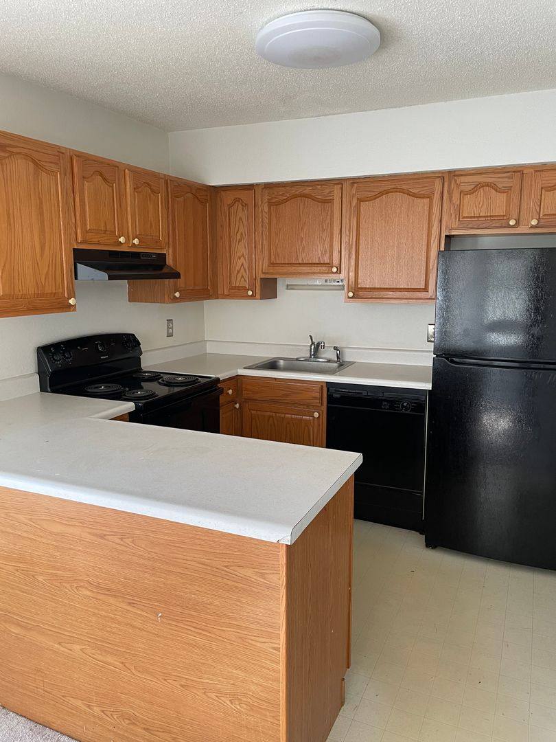 House for rent at 1761 High School Dr, St. Louis, MO 63144