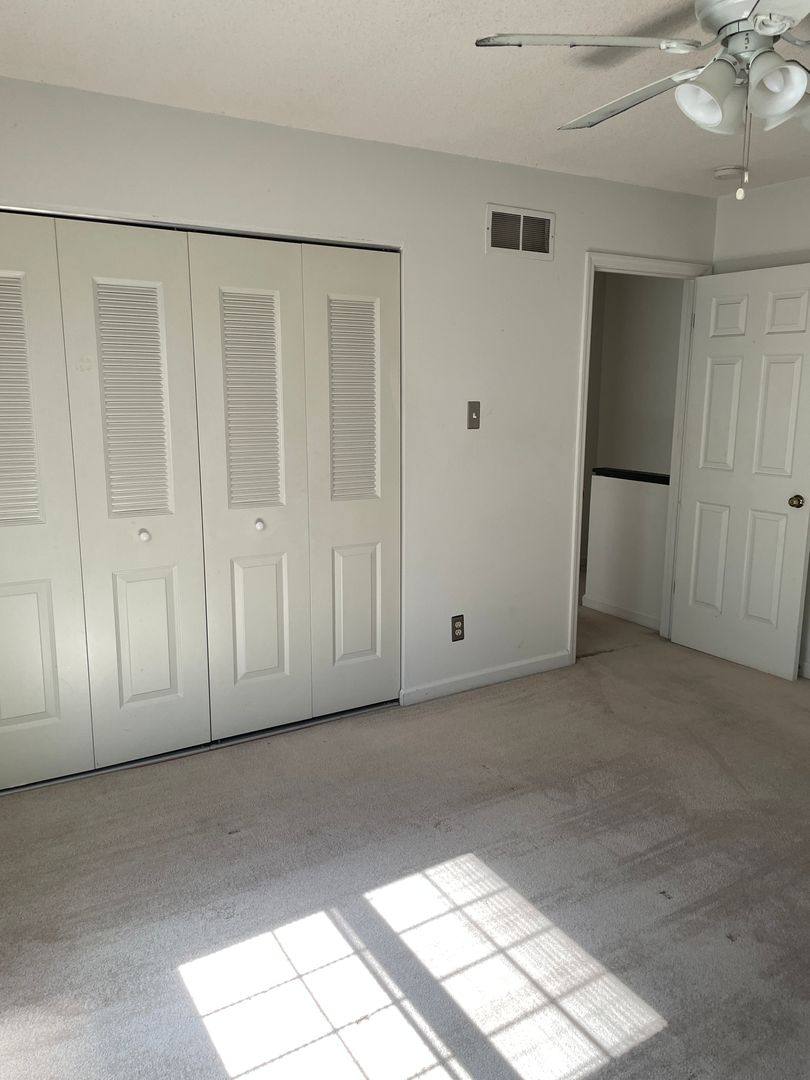 House for rent at 1761 High School Dr, St. Louis, MO 63144