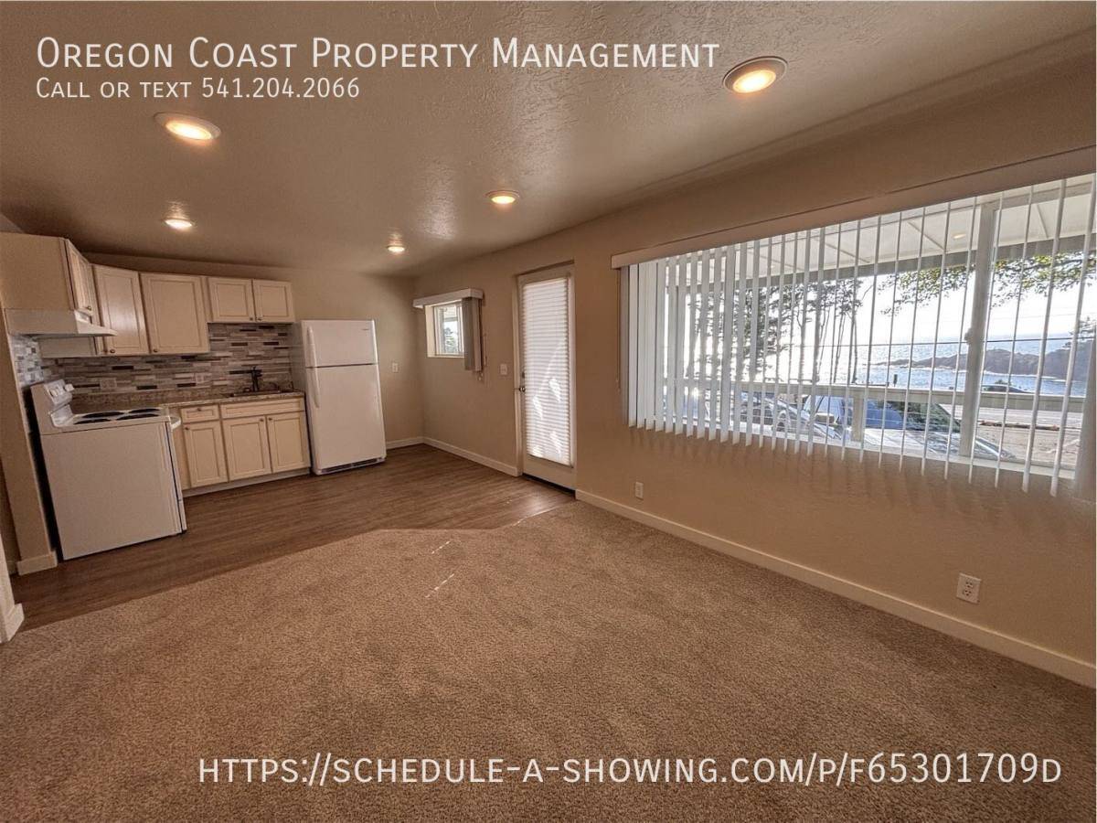 Apartment for rent at 258 N Highway 101 #1, Depoe Bay, OR 97341