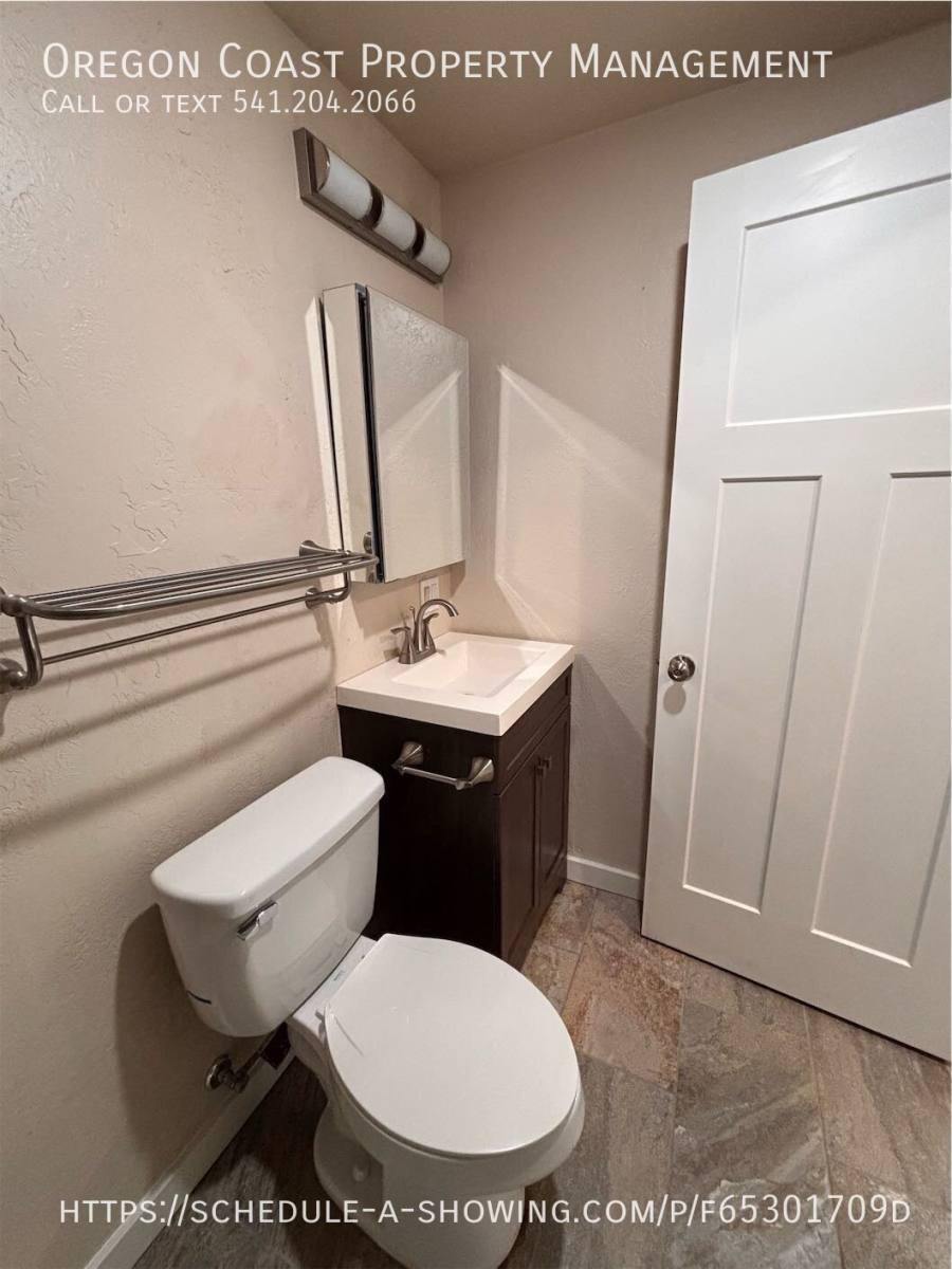 Apartment for rent at 258 N Highway 101 #1, Depoe Bay, OR 97341