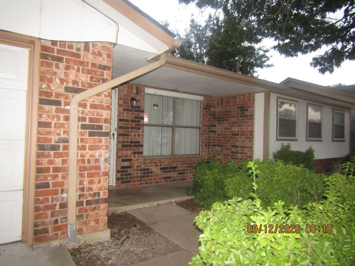 House for rent at 319 NE Skyline Circle, Lawton, OK 73501