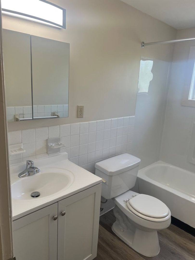 Apartment for rent at 551-559 W Jackson St, Painesville, OH 44077