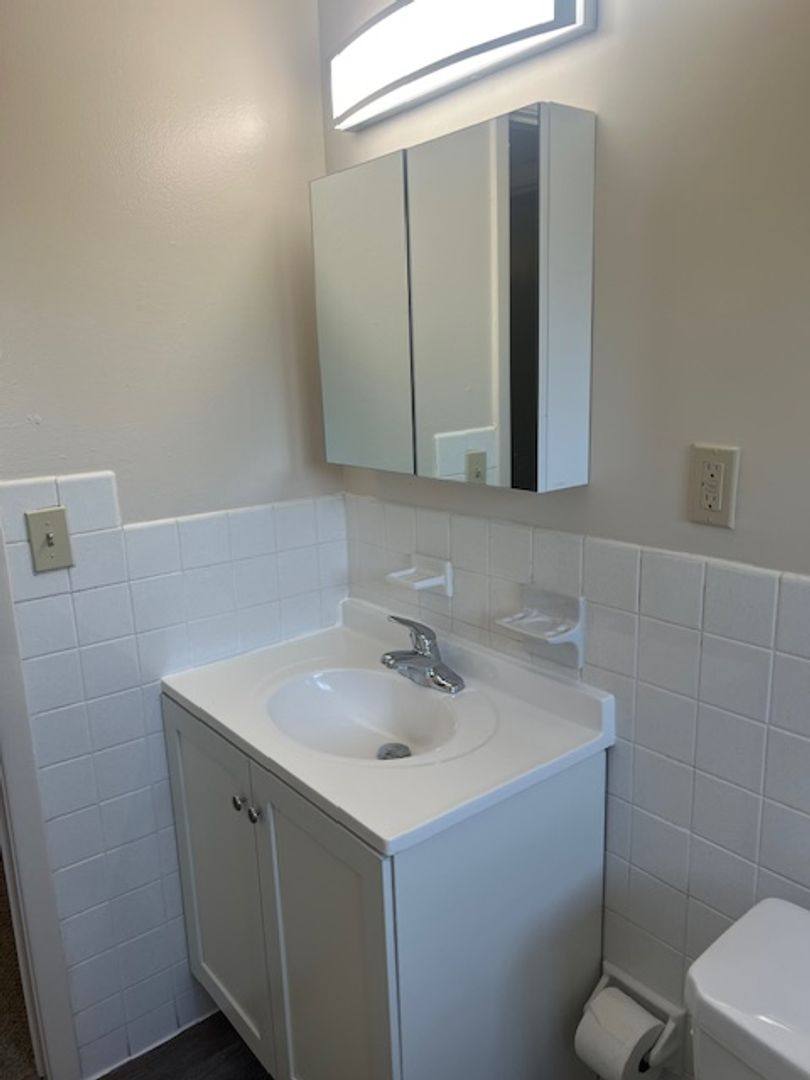 Apartment for rent at 551-559 W Jackson St, Painesville, OH 44077