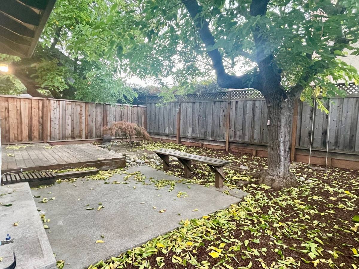 House for rent at 1042 W Hacienda Ave, Campbell, CA 95008