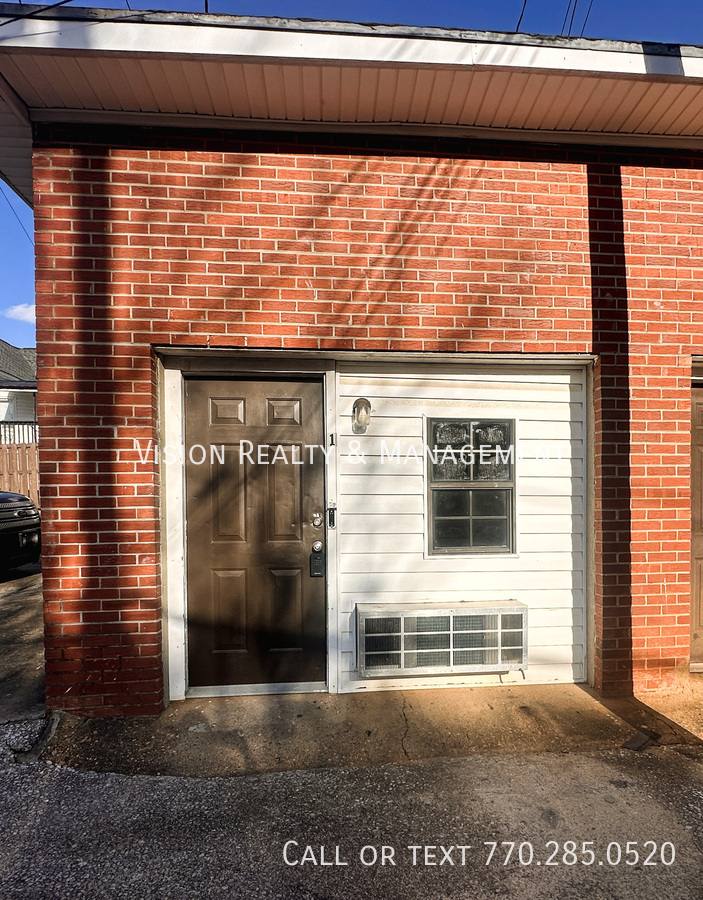 Apartment for rent at 215 Buchanan St N #1, Bremen, GA 30110