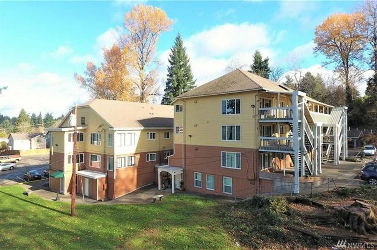 Apartment for rent at Lao, 1307 10th Ave, Milton, WA 98354
