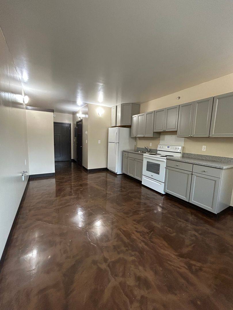 Apartment for rent at 2727 Park Way, North Pole, AK 99705
