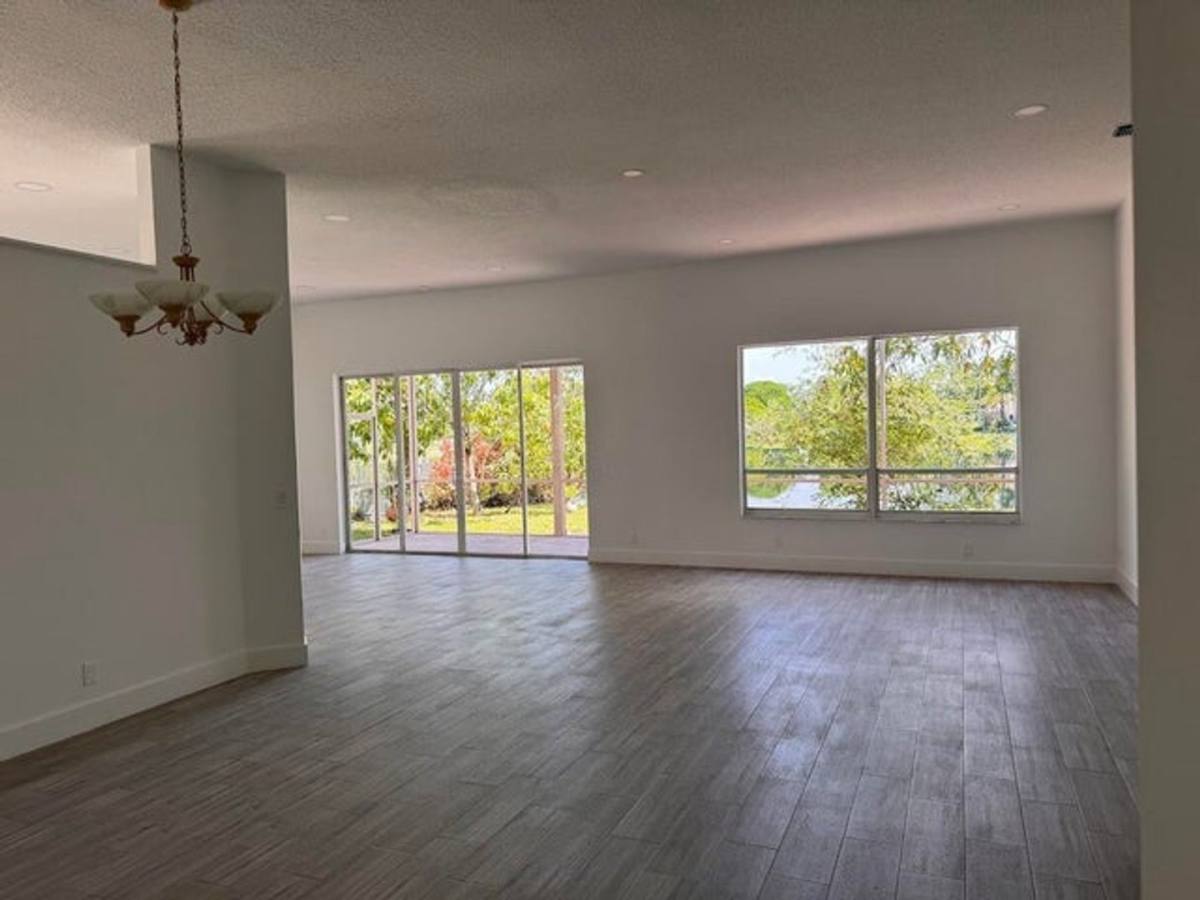 House for rent at 13377 NW 14th St, Pembroke Pines, FL 33028