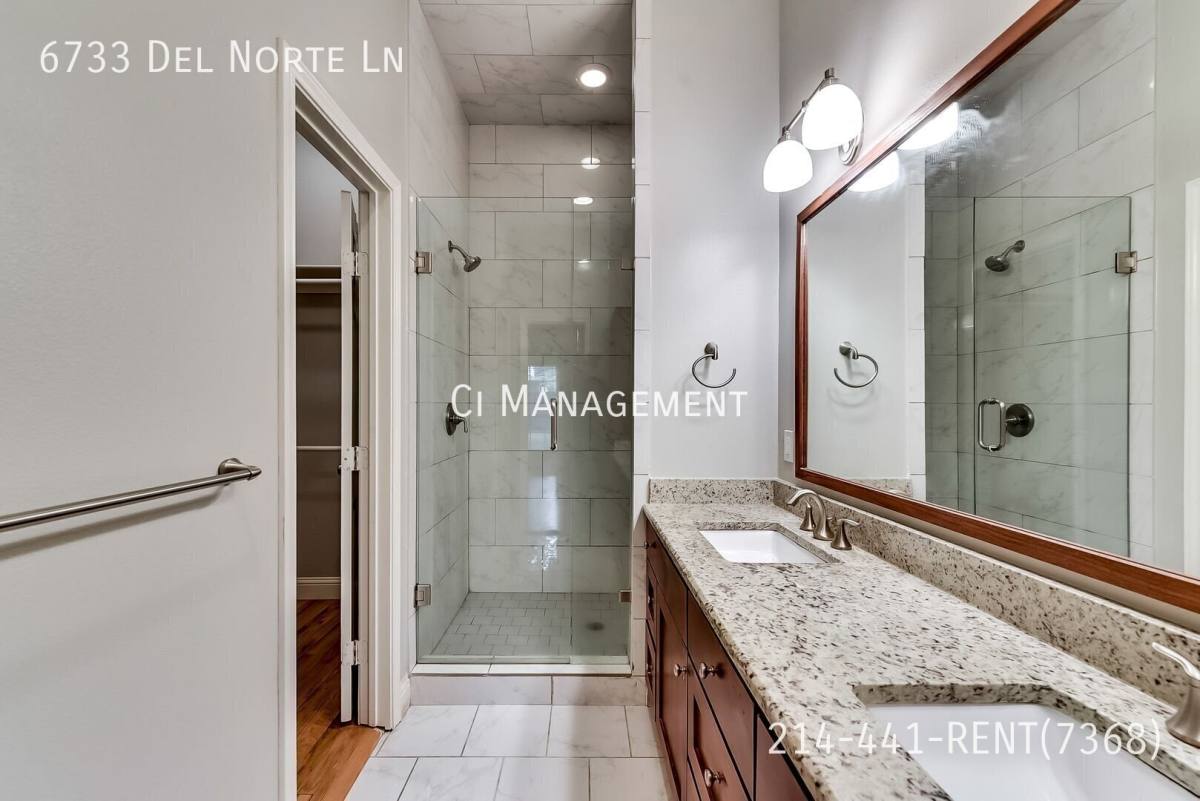 Apartment for rent at 6733 Del Norte Lane, Dallas, TX 75225