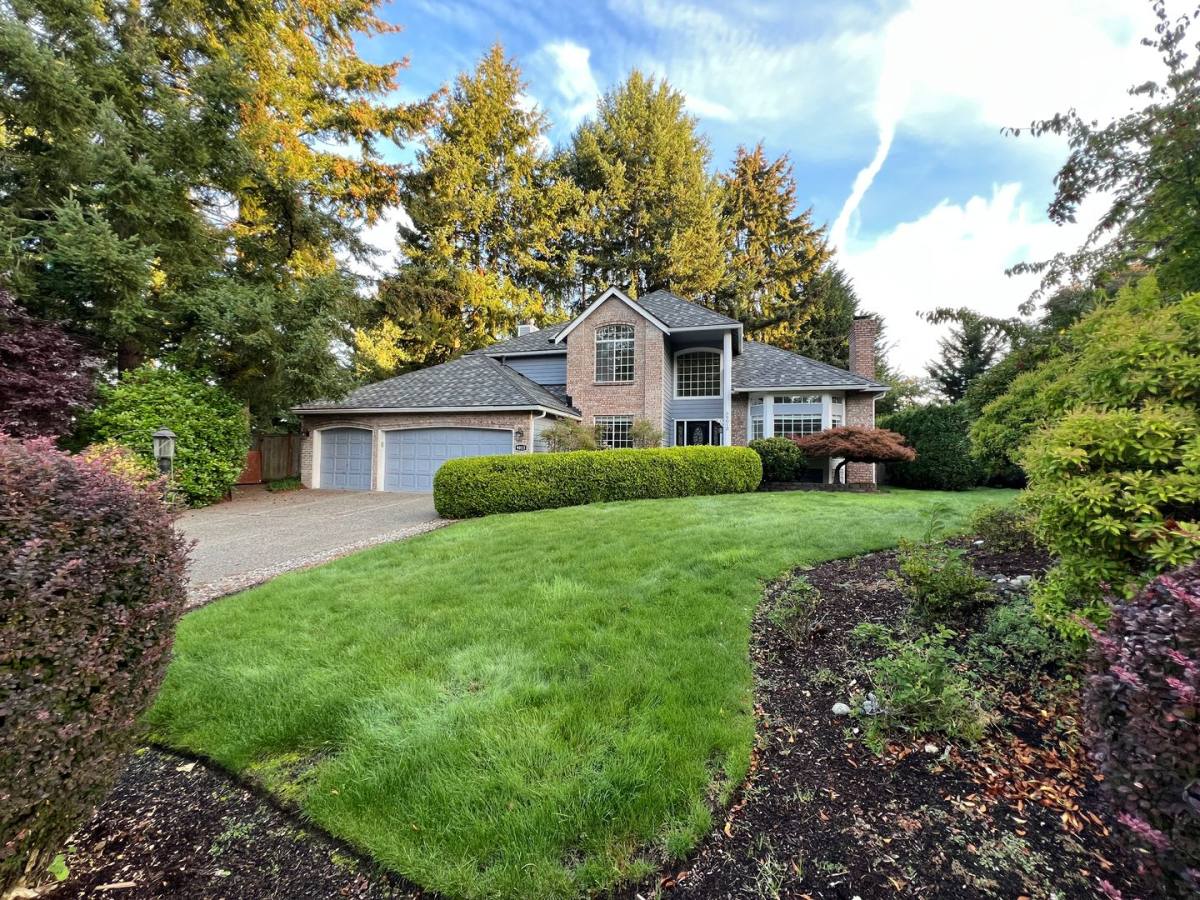 House for rent at 9013 161st St Court E, Puyallup, WA 98375