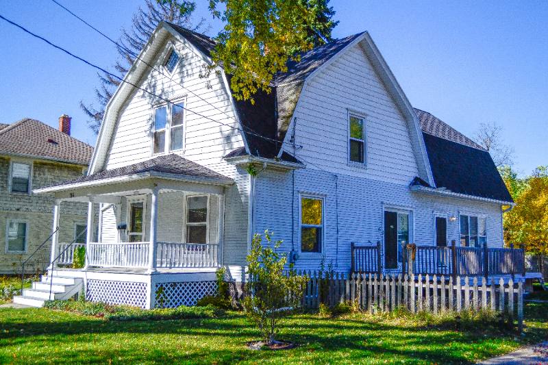House for rent at 766 W Washington Ave, Jackson, MI 49201
