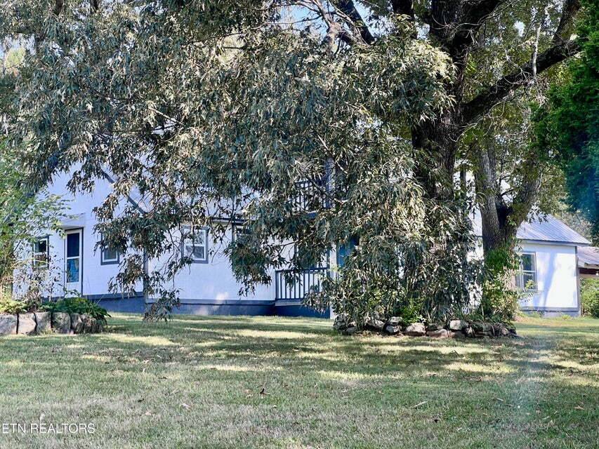 House for rent at 342 W Creston Rd, Crossville, TN 38571