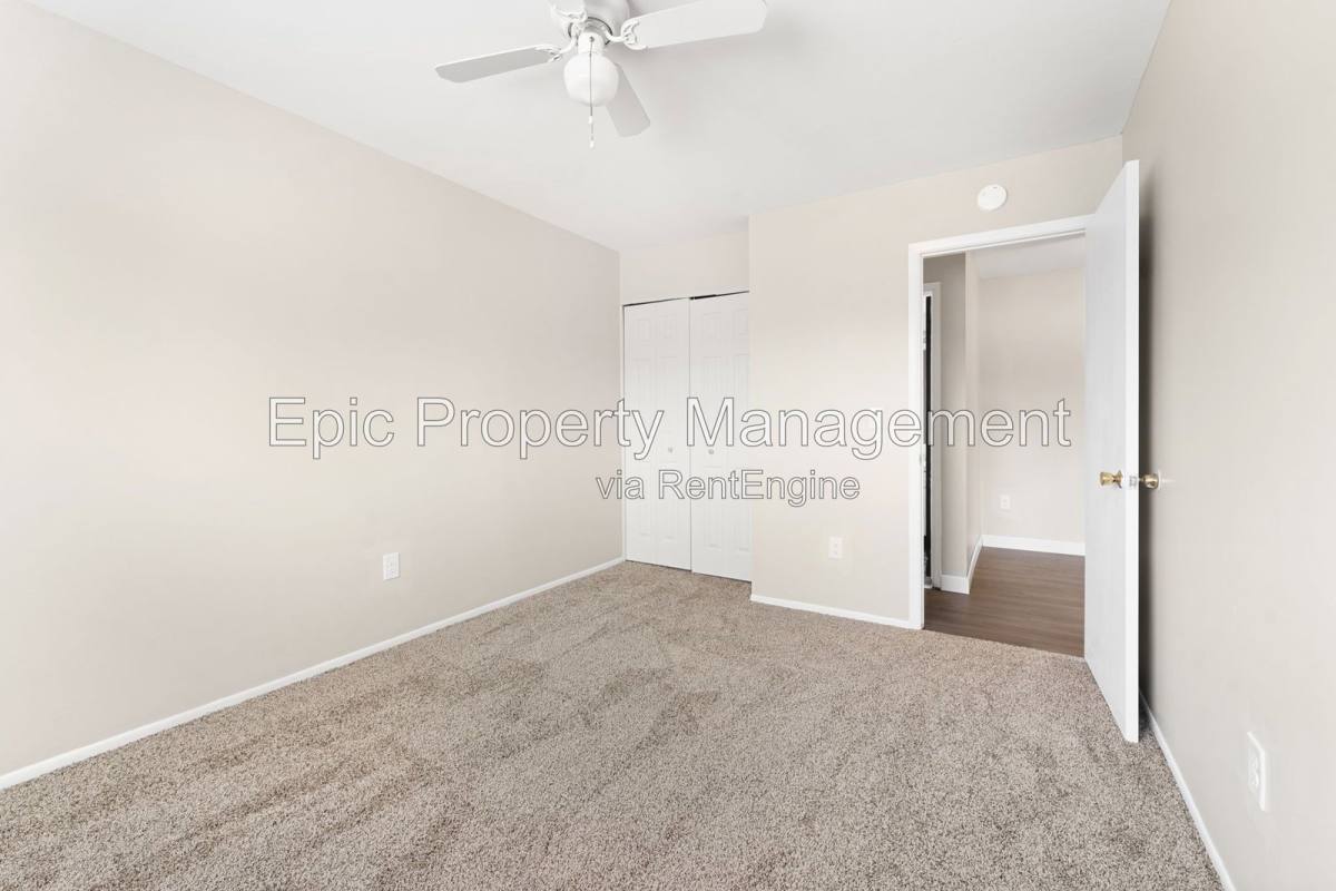 Apartment for rent at 1427 Ford Ave #6, Wyandotte, MI 48192