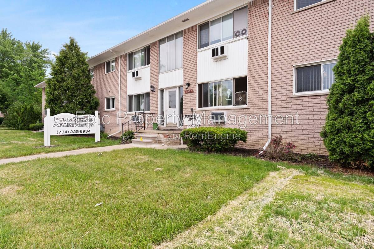 Apartment for rent at 1427 Ford Ave #6, Wyandotte, MI 48192