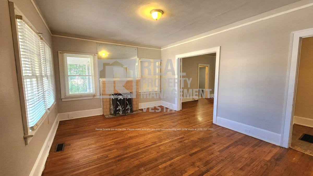 House for rent at 1420 Oakland Ave, Macon, GA 31204