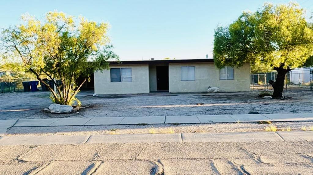 House for rent at 1601 W San Ricardo Blvd, Tucson, AZ 85713