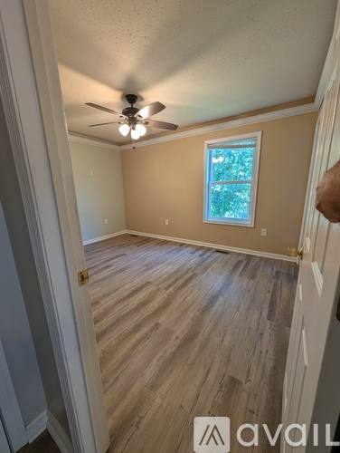 House for rent at 1454 Anderson St, Front Royal, VA 22630