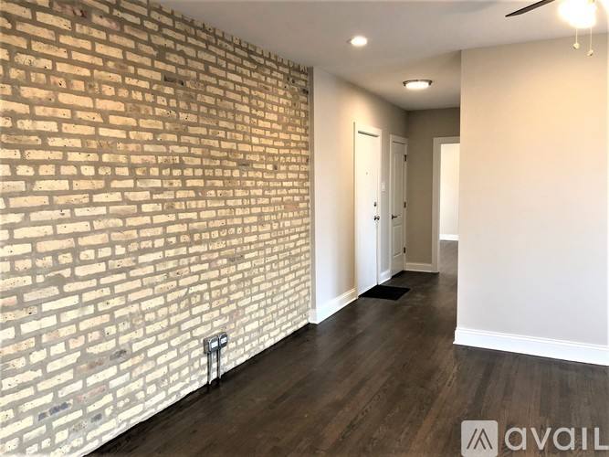 Apartment for rent at 1432 W Farragut Ave #3D, Chicago, IL 60640