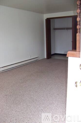 Apartment for rent at 206 N Parkway Dr #B, Pekin, IL 61554