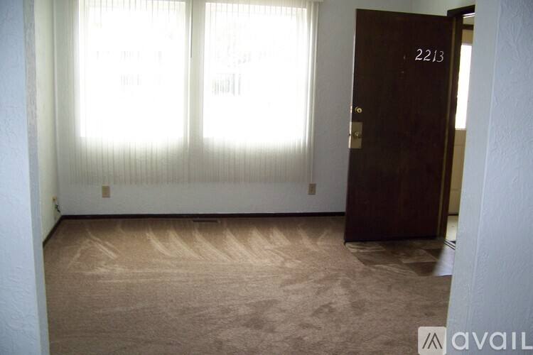 Apartment for rent at 2213 Stoneybrook Rd, Pekin, IL 61554