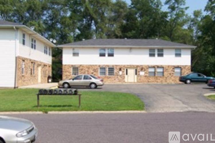 Apartment for rent at 2213 Stoneybrook Rd, Pekin, IL 61554