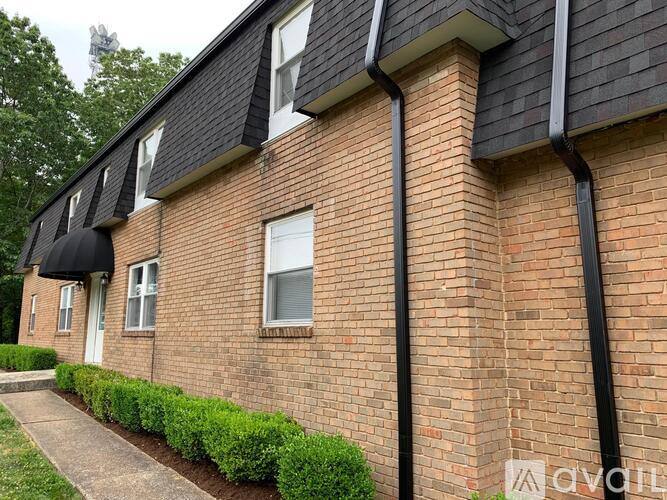 Apartment for rent at 1010 Ridgeway Ave #8, Signal Mountain, TN 37377