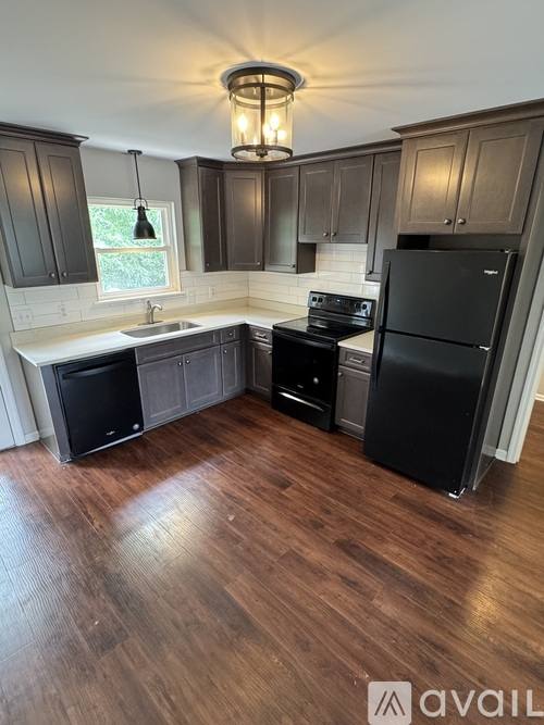 Apartment for rent at 1010 Ridgeway Ave #8, Signal Mountain, TN 37377