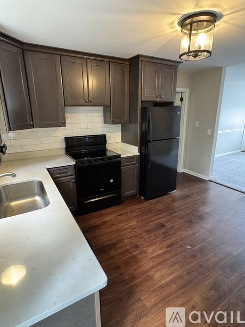 Apartment for rent at 1010 Ridgeway Ave #8, Signal Mountain, TN 37377