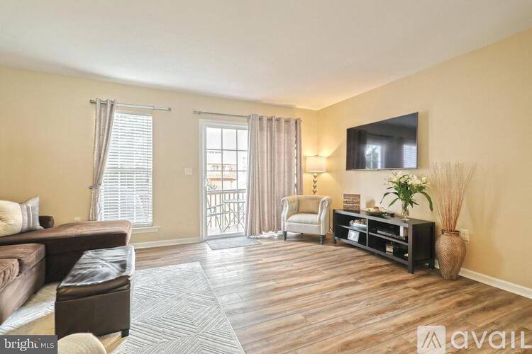Townhouse for rent at 2723 Foxshire Dr, York, PA 17402